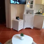 Lola Apartmán