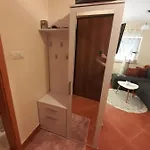 Διαμέρισμα Lola *