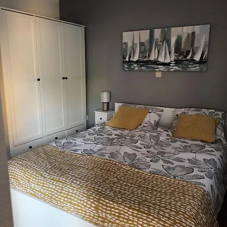 Lola Apartment